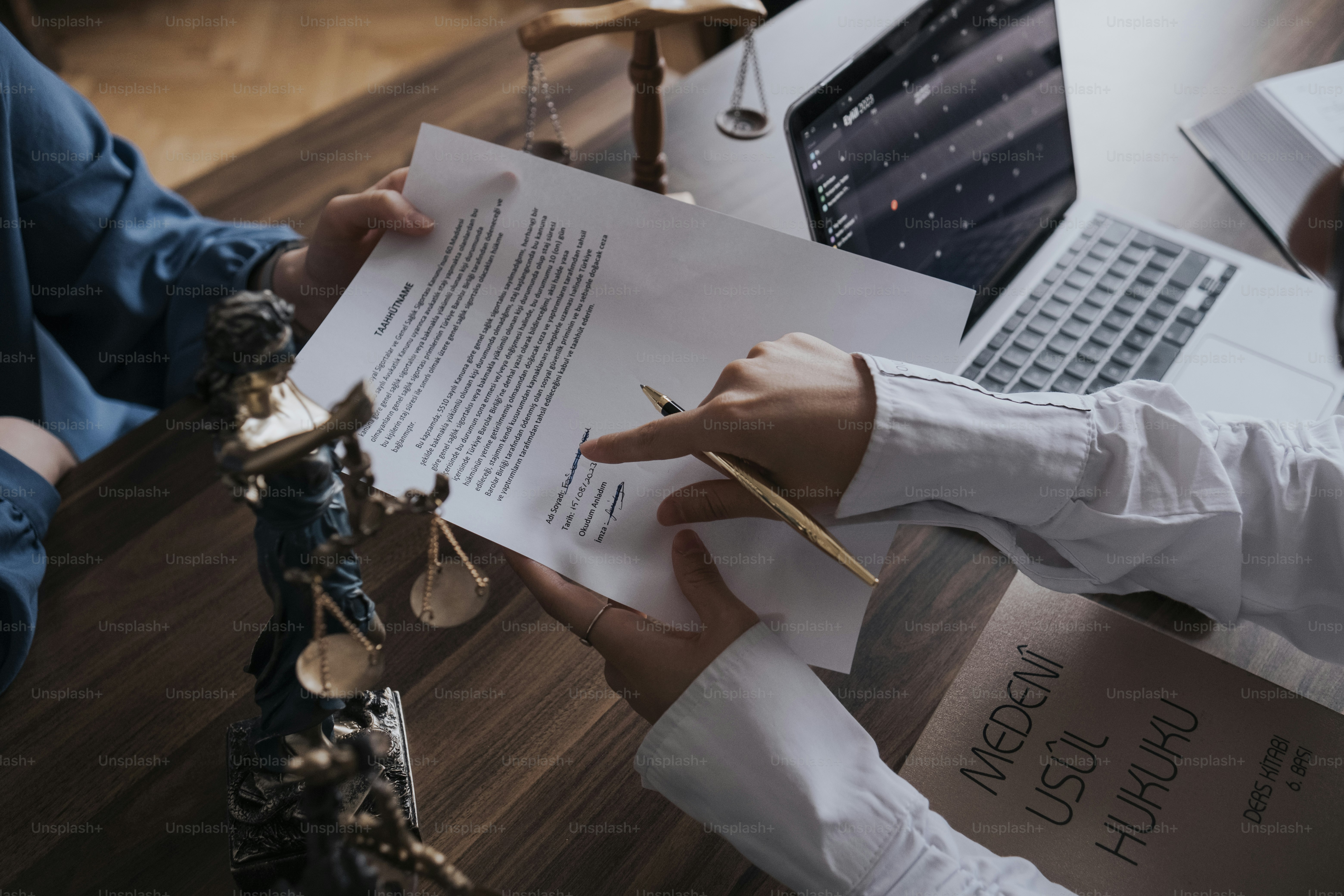 Collaboration &mdash; reviewing legal documents